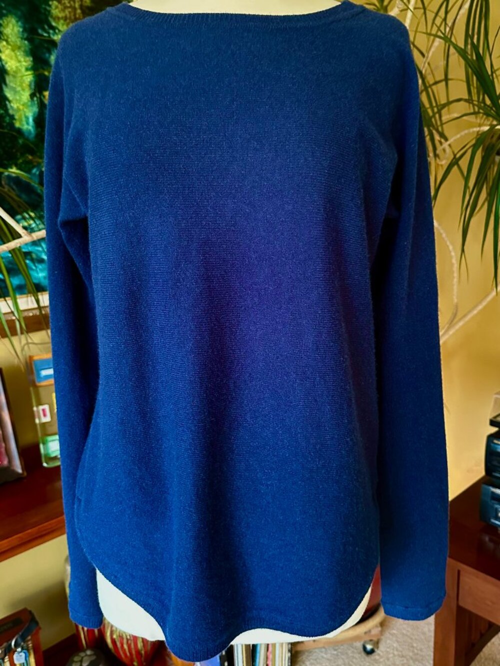 Garnet Hill 100% Cashmere Navy Sweater